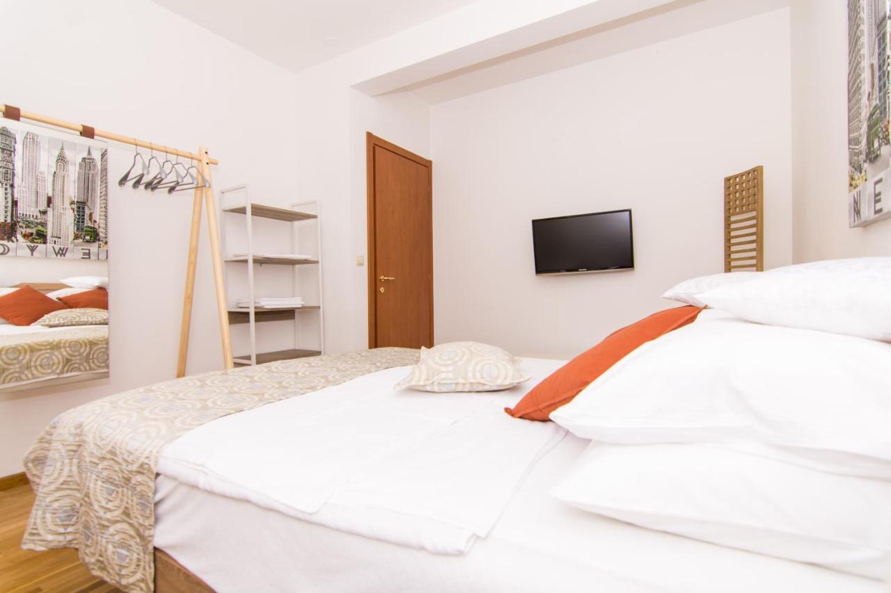 Gallery Luxury Suites & Rooms-Only Adults 스플리트 외부 사진